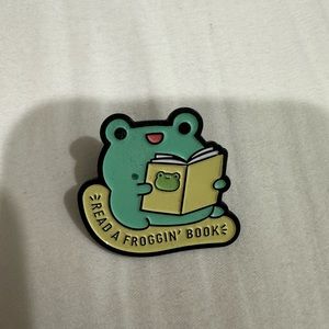 Froggy push pin